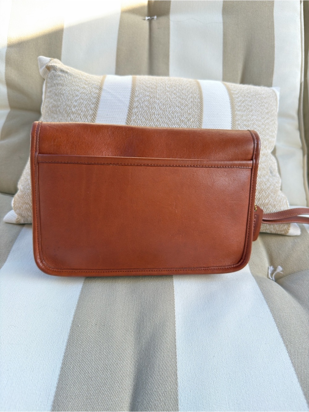 COACH Vintage Clutch Wristlet 9971 British Tan Glovetanned Leather with Hang tag - Picture 3 of 11